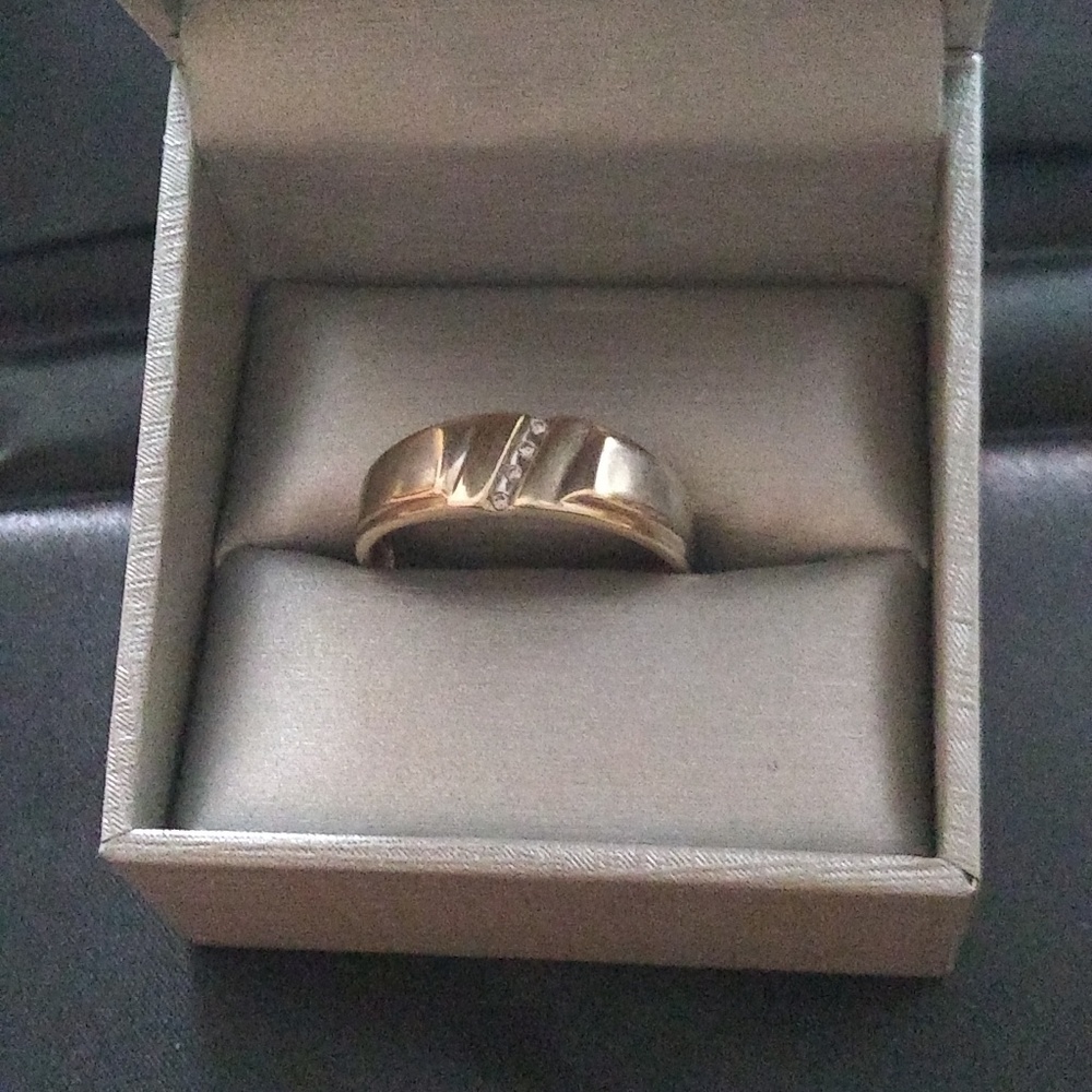 10k two tone gold ring with diamond accents